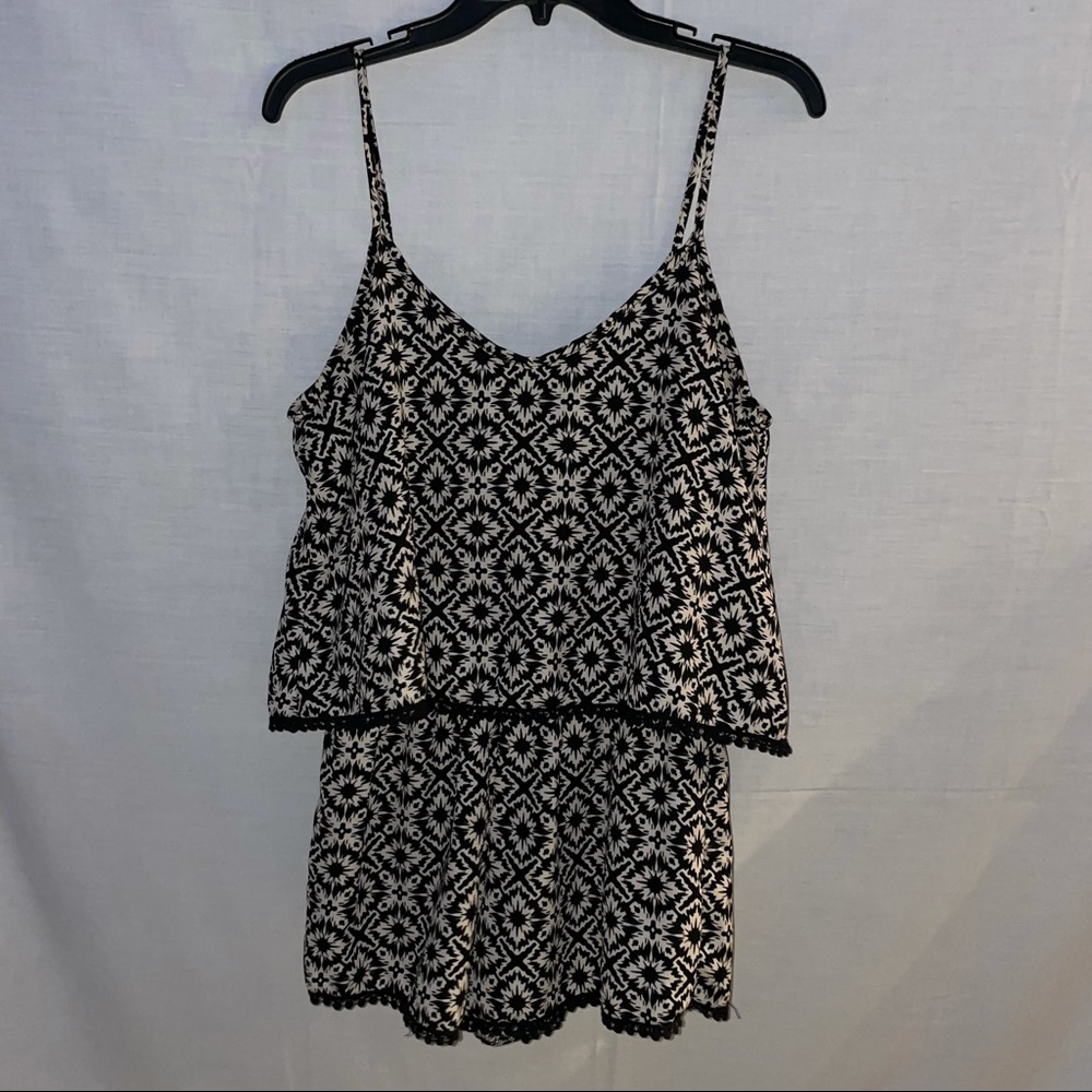 Fora Romper - Picture 3 of 4
